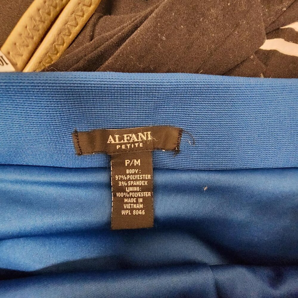 Alfani blue bandage skirt - Picture 3 of 3
